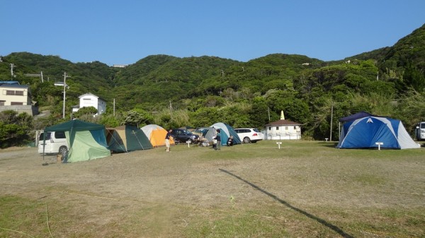 日の岬オートキャンプ場-ロープで区画割