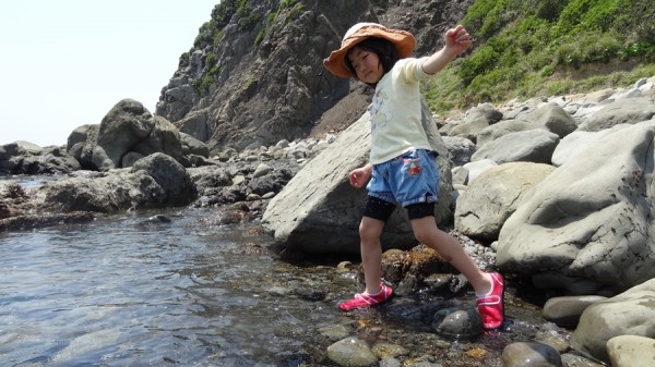 2013-05-06-1215-日の岬オートキャンプ場-海-磯遊び-002