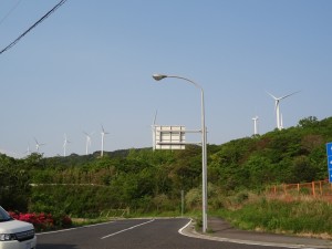 淡路島風力発電の風車を見る06